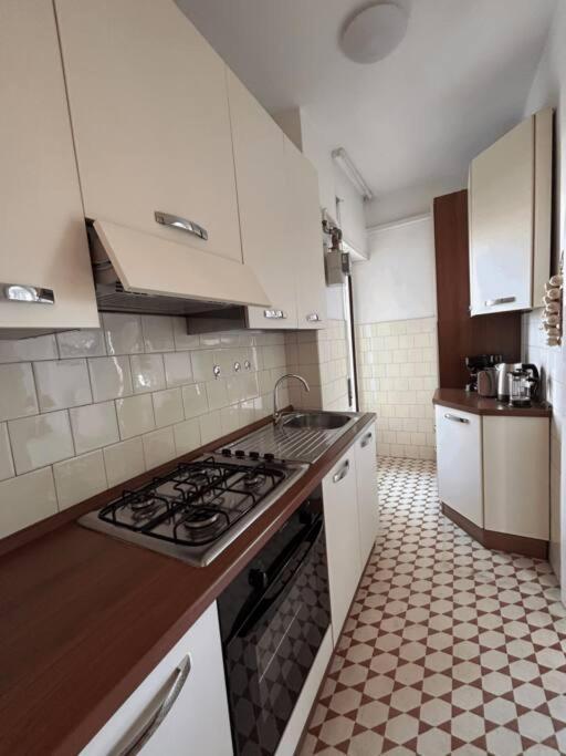 Tiberia Apartment โรม ภายนอก รูปภาพ