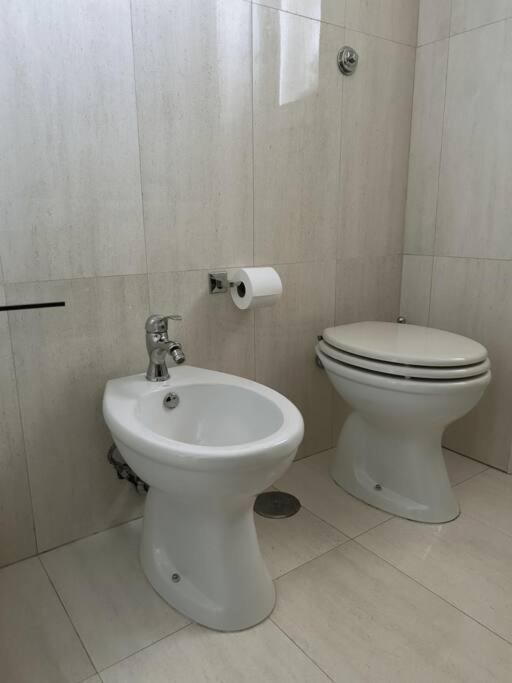 Tiberia Apartment โรม ภายนอก รูปภาพ